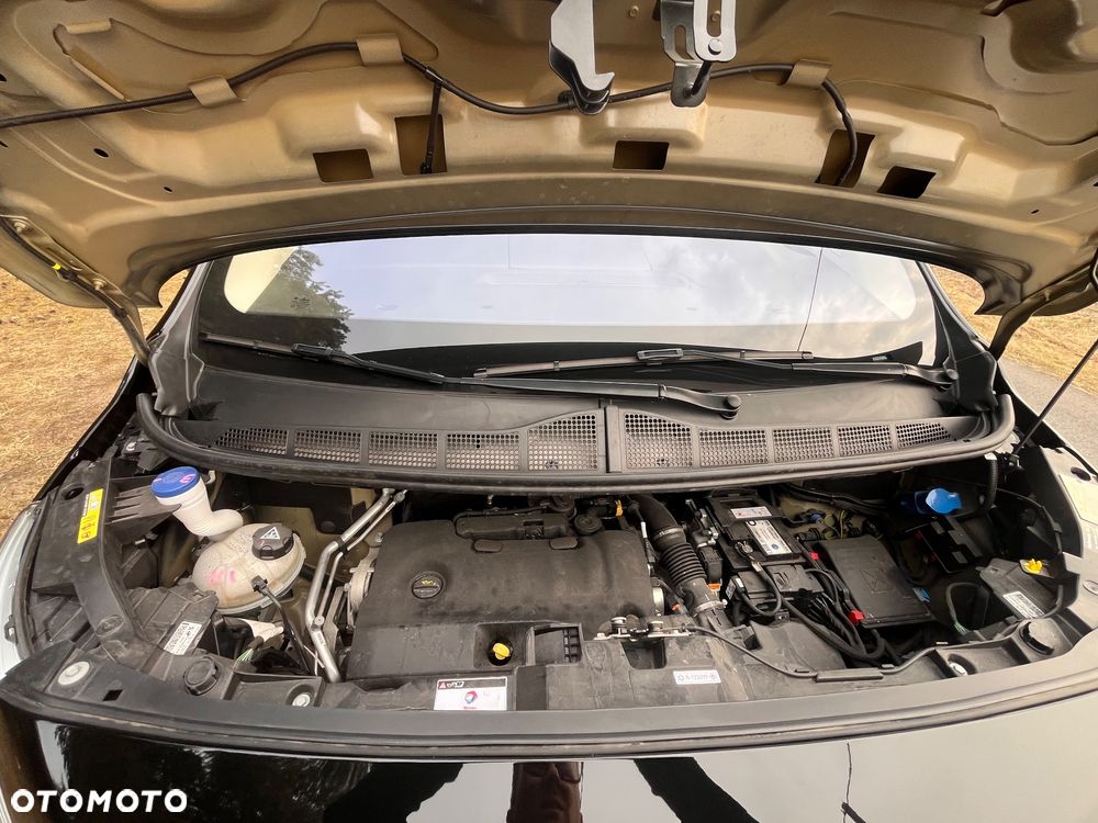 Peugeot Traveller Panama U10 2024r - 29