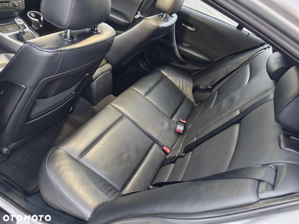 BMW Seria 1 - 11