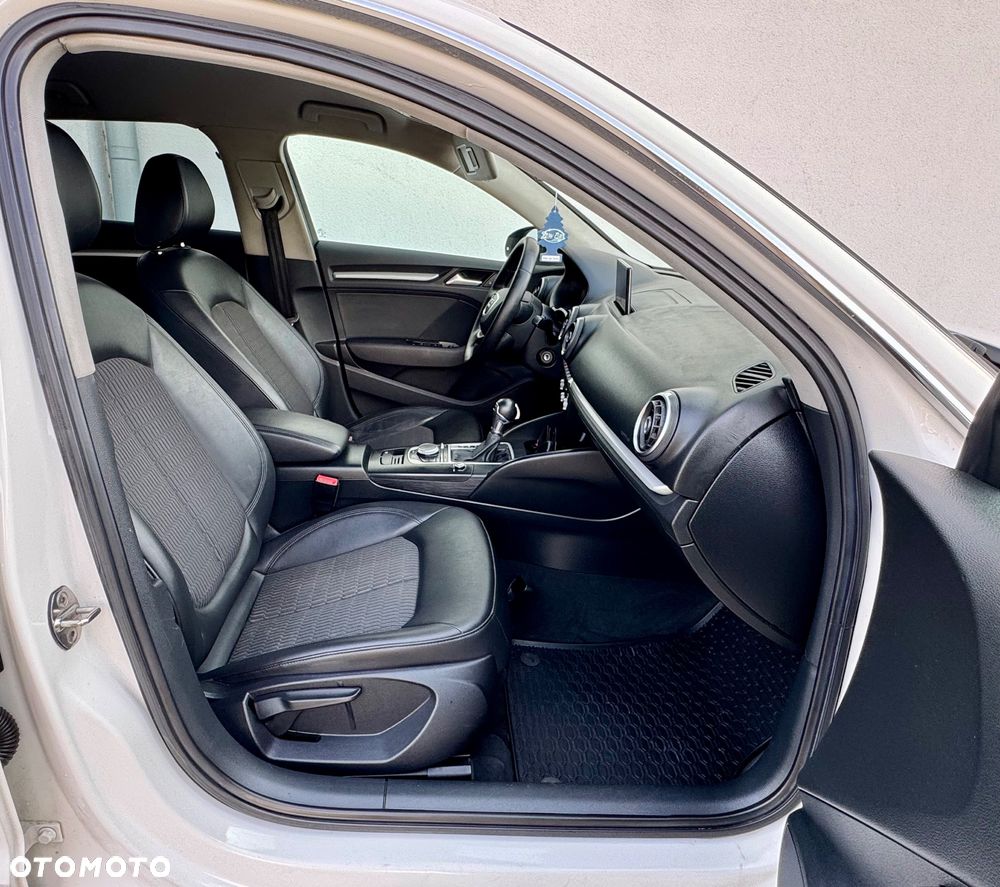 Audi A3 Sportback 1.6 TDI clean diesel Ambition S tronic - 11