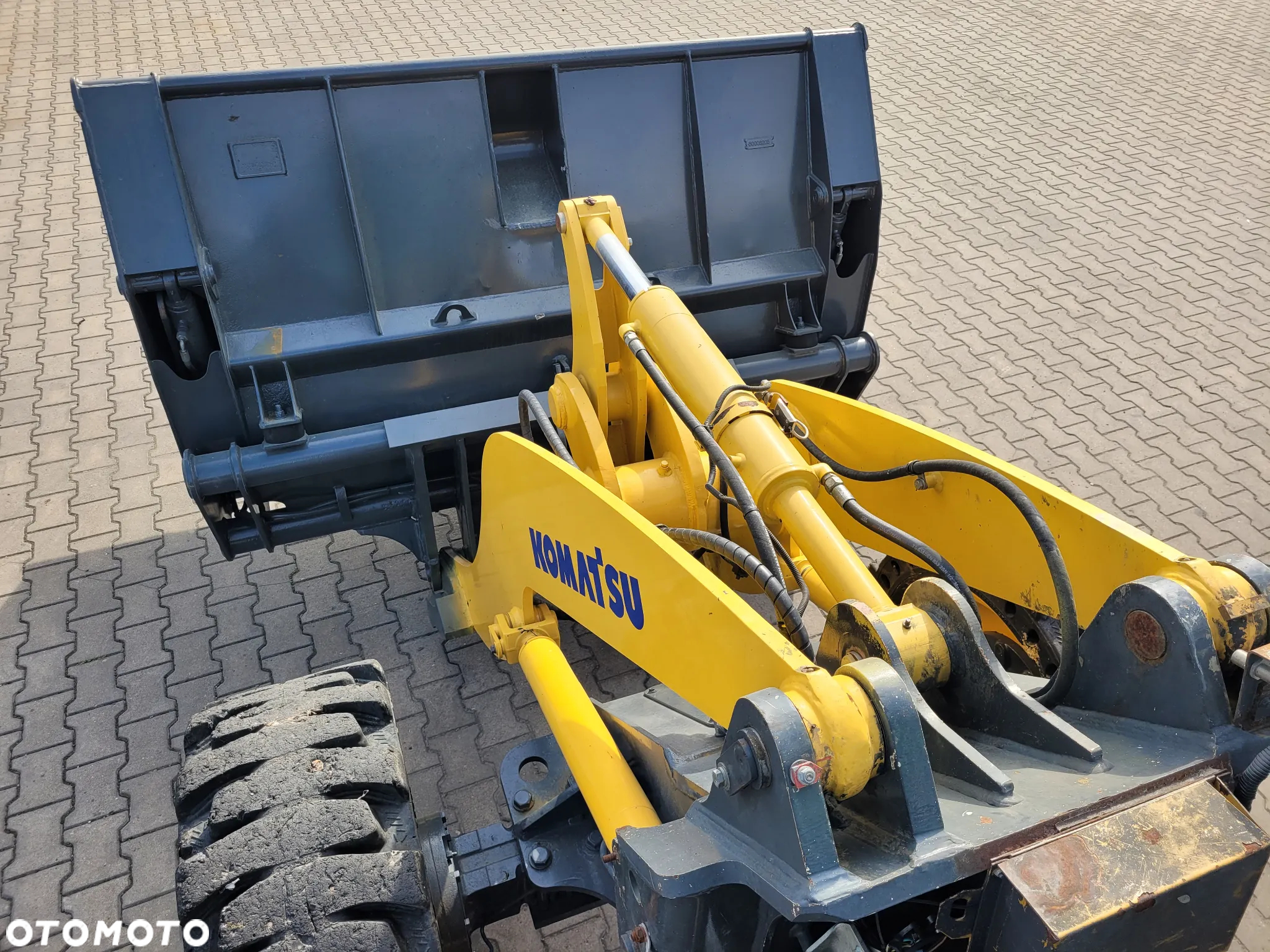 Komatsu WA 100M / SPROWADZONA Z FRANCJI/ 6 300 MTH / 2015 ROK / 90 KM - 15