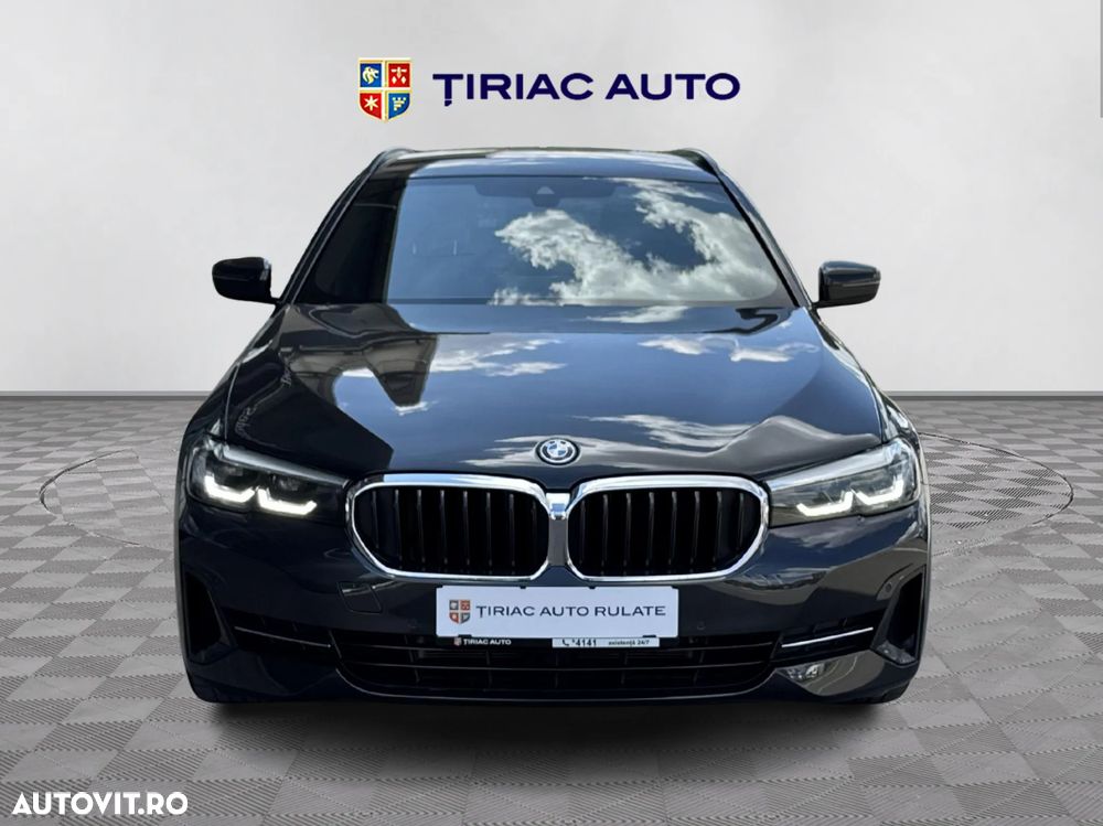 BMW Seria 5 530e xDrive Touring Aut. - 9