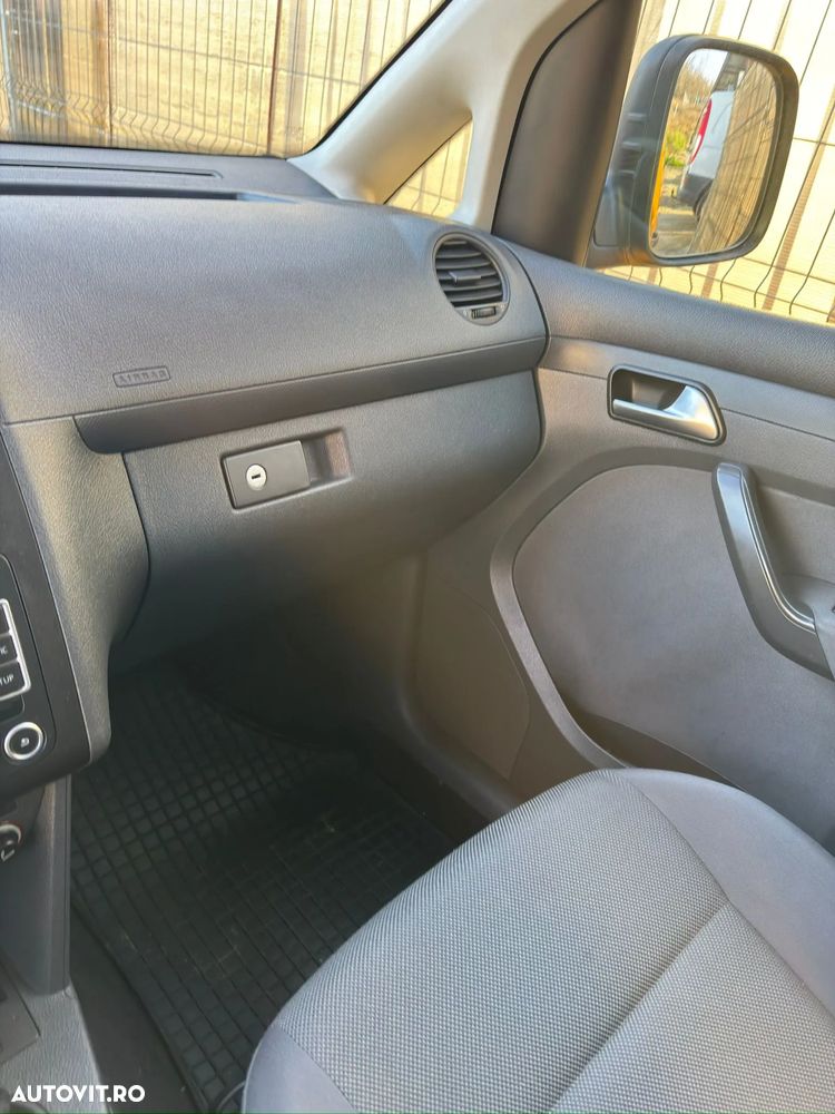 Volkswagen Caddy 1.6 TDI Comfortline - 8