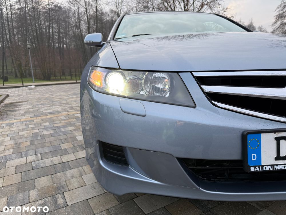 Honda Accord 2.0 i Executive - 29