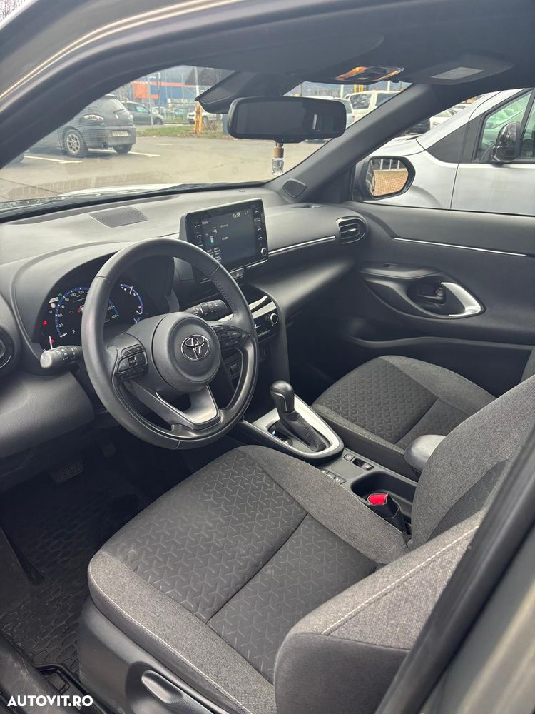 Toyota Yaris Cross 1.5 VVT-i HSD 4x2 Dynamic - 7