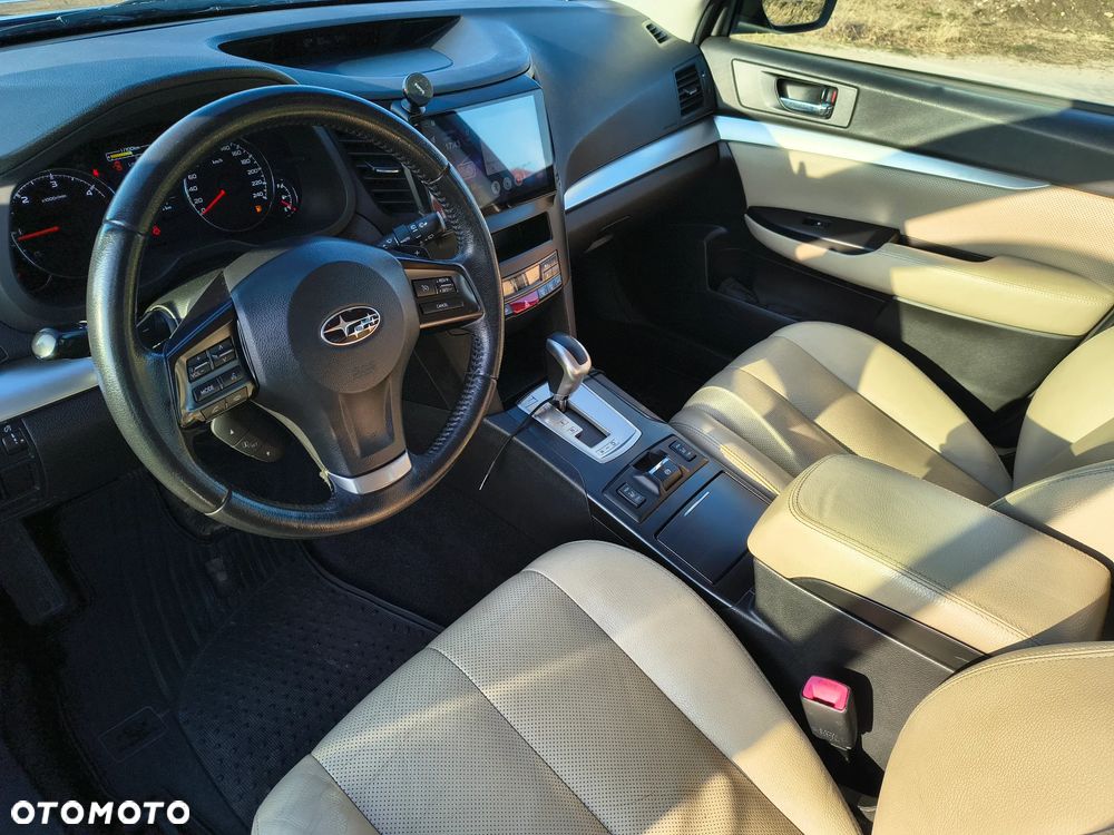 Subaru Outback - 21