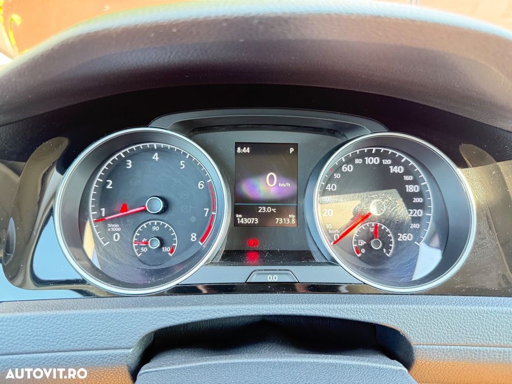 VOLKSWAGEN Golf 2018 — imagine 5