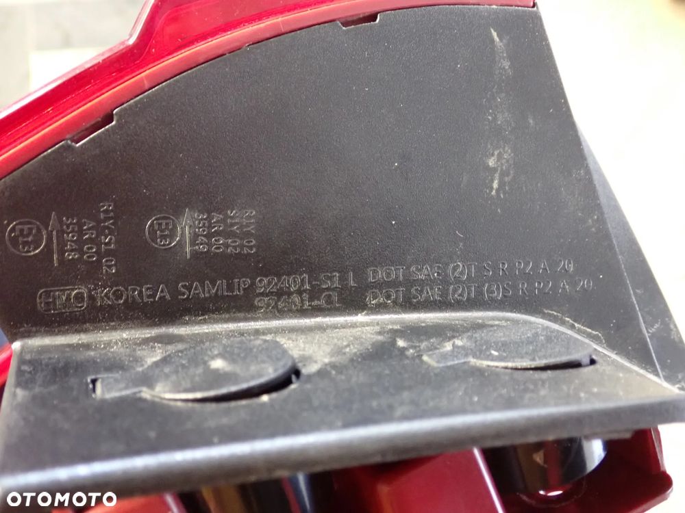 HYUNDAI SANTA FE IV LIFT LAMPA LEWY TYŁ W BŁOTNIK 92401-S1 - 4