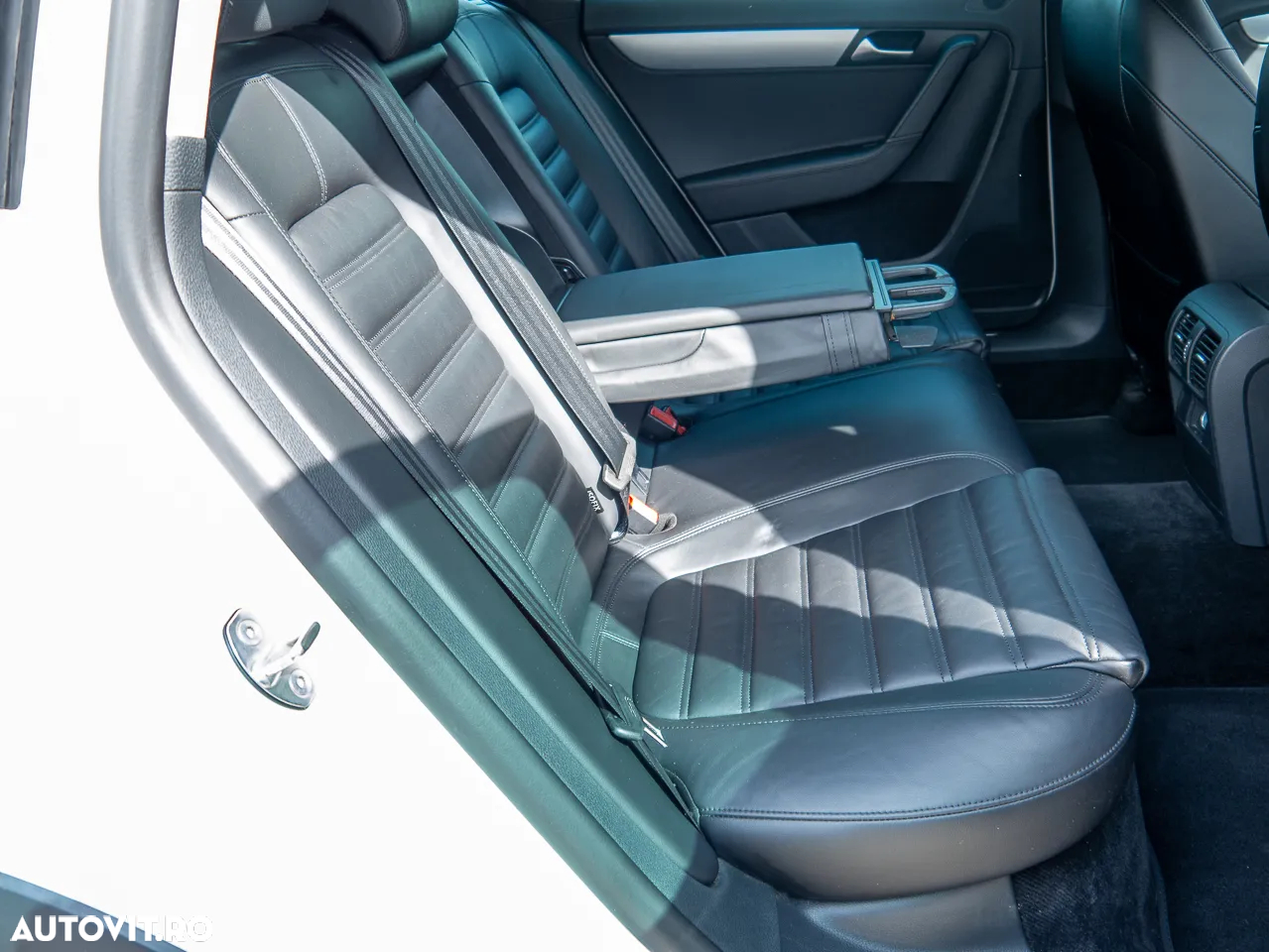 Volkswagen Passat Alltrack 2.0 TDI 4Motion DSG BlueMotion Tec - 5
