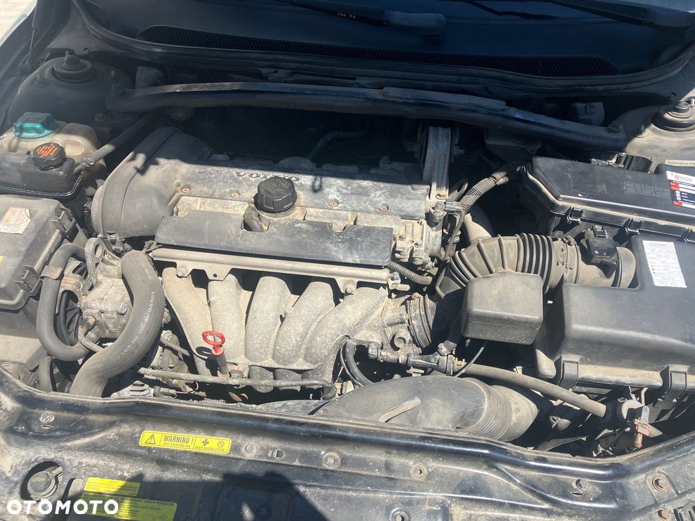 Volvo S60 2.4 - 11