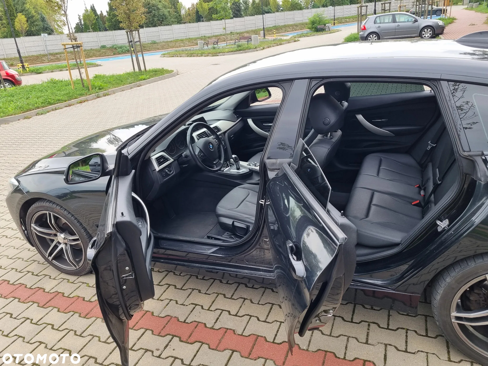 BMW Seria 3 - 12