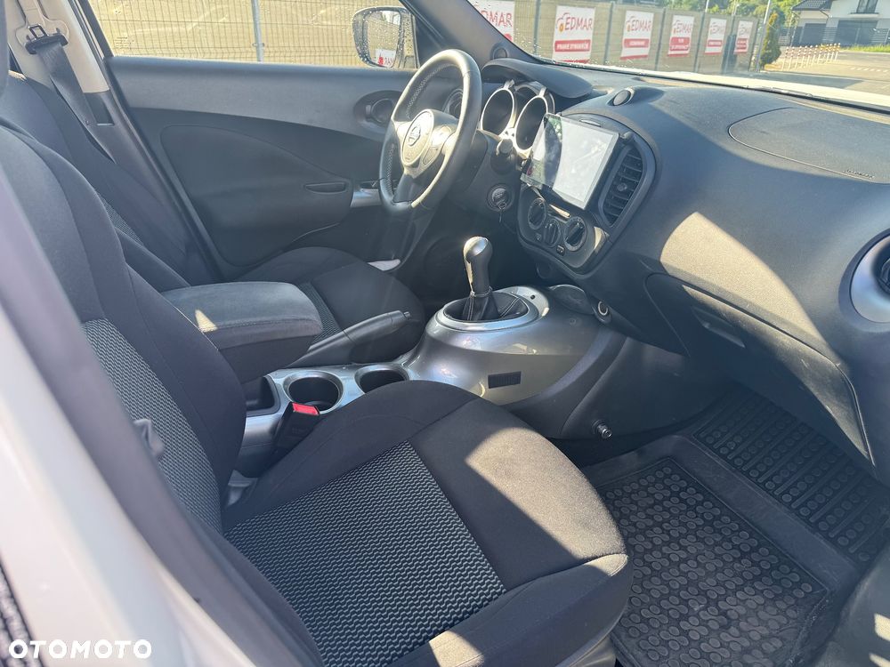Nissan Juke 1.6 Visia - 8