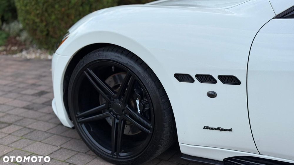 Maserati GranTurismo S - 14