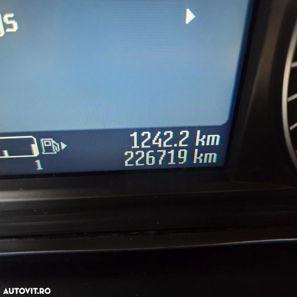 Ford Mondeo 2.0 TDCi Titanium - 24