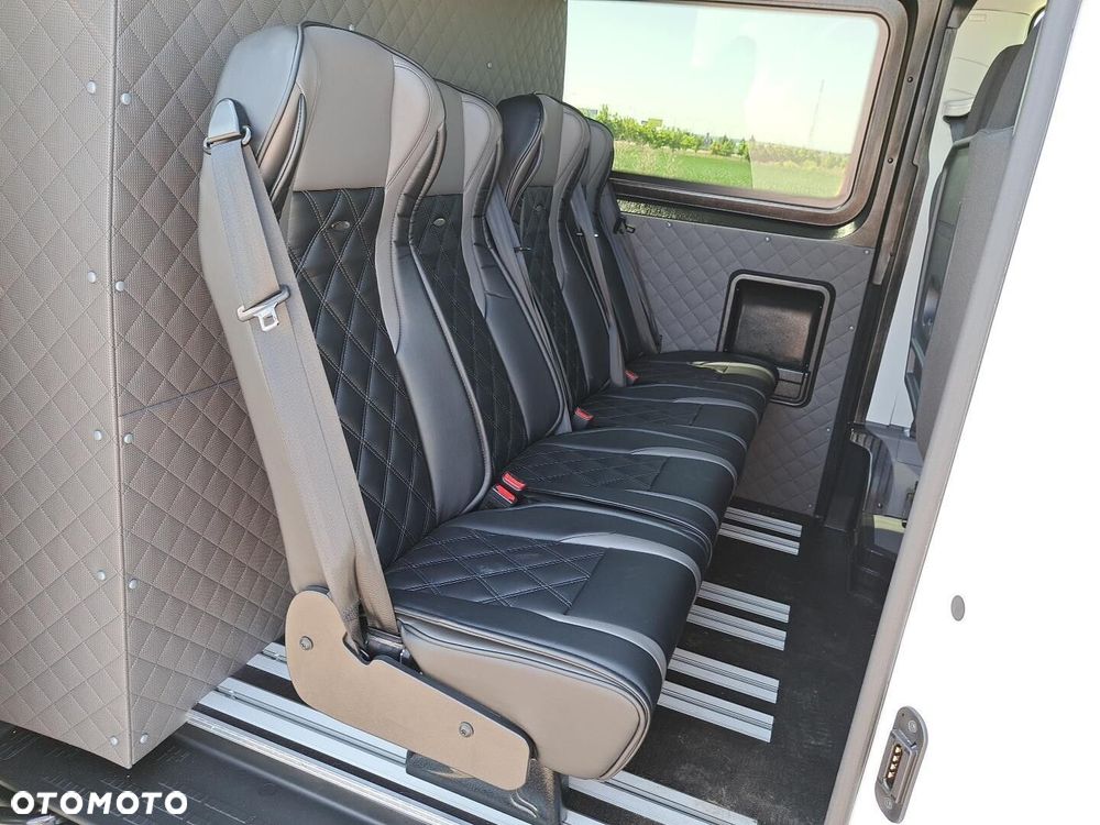 Volkswagen Crafter 35 Furgon, 2,0 TDI SCR 177KM,  6-bieg man., r.o: 4490 mm - 19