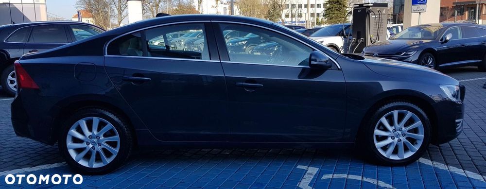 Volvo S60 T5 Drive-E Momentum - 7