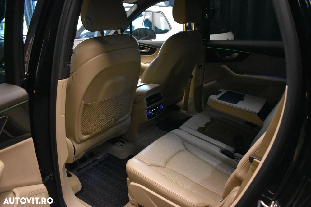 Audi Q7 - 26