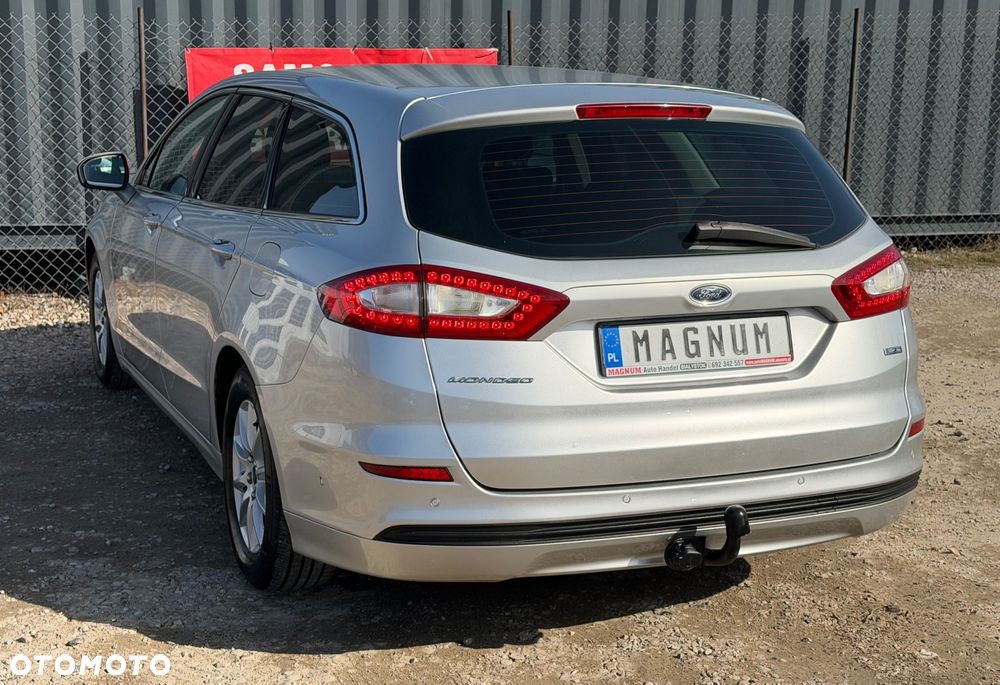 Ford Mondeo - 28