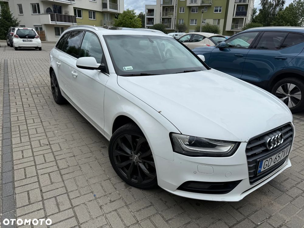 Audi A4 Avant 2.0 TDI DPF quattro S tronic Attraction - 3
