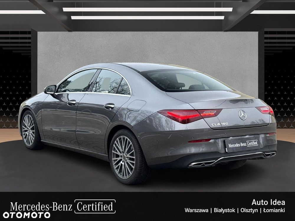 Mercedes-Benz CLA 180 Progressive 7G-DCT - 3