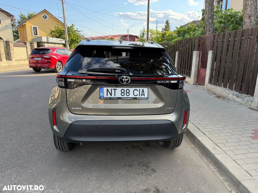 Toyota Yaris Cross - 12