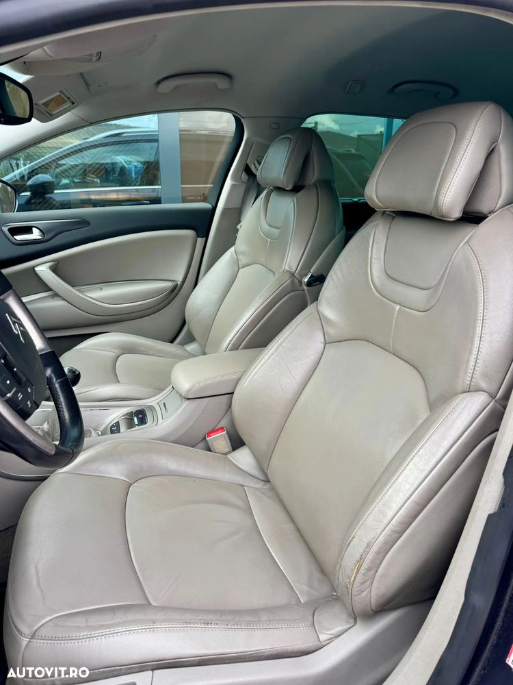 Citroën C5 Tourer 2.0 HDi FAP Susp M Seduction - 17