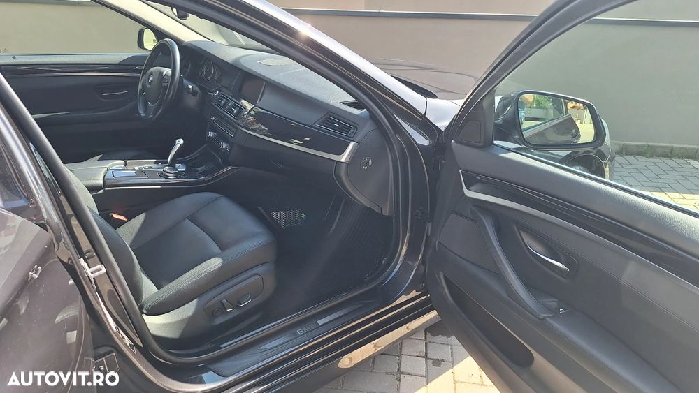 BMW Seria 5 520d Touring Aut. - 13