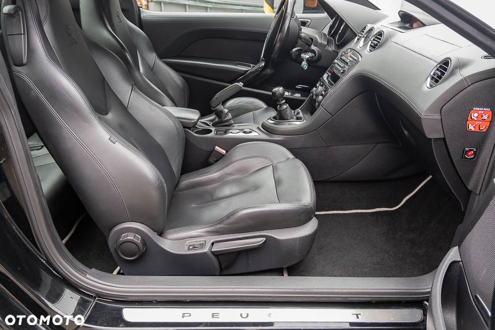 Peugeot RCZ 1.6 200 THP - 35