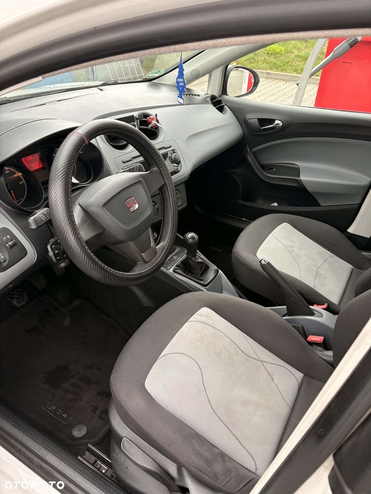Seat Ibiza - 2