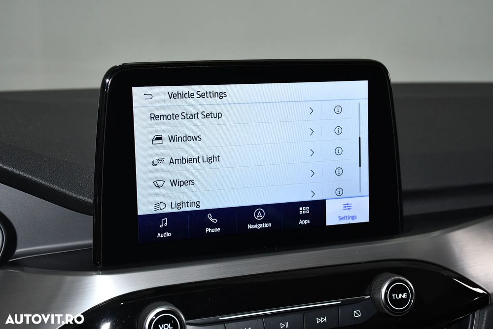 Ford Kuga 2.5 Duratec FHEV TITANIUM - 36