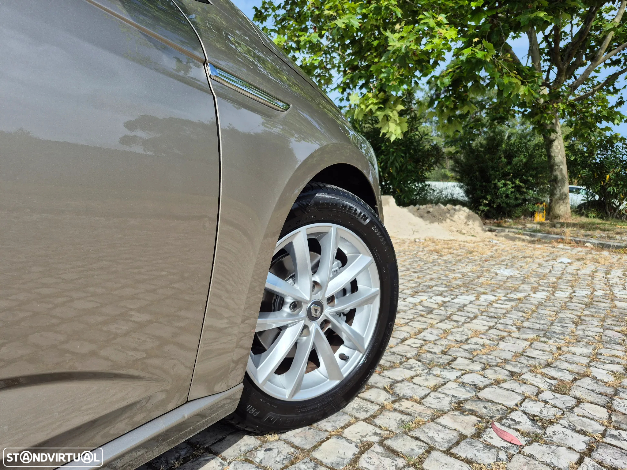 Renault Mégane Sport Tourer 1.2 TCE Intens - 8