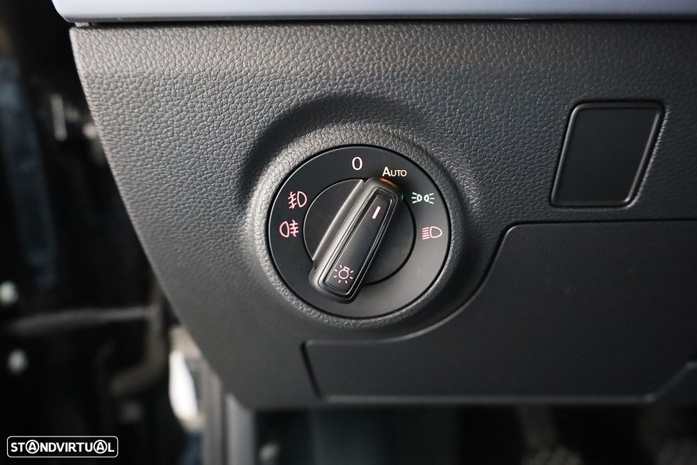 SEAT Arona 1.0 TSI FR - 45