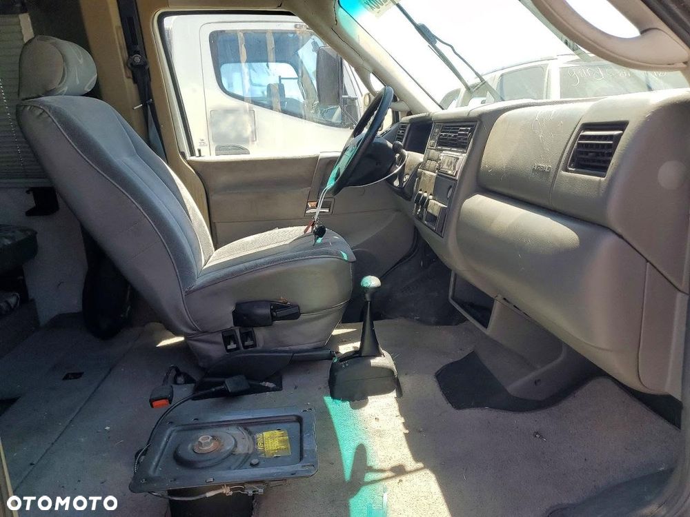 Volkswagen TRANSPORTER T4 WINNEBAGO RIALTA - 7