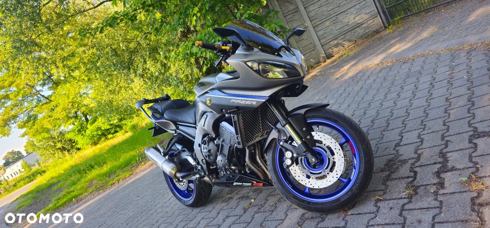 Yamaha FZ8 - 9