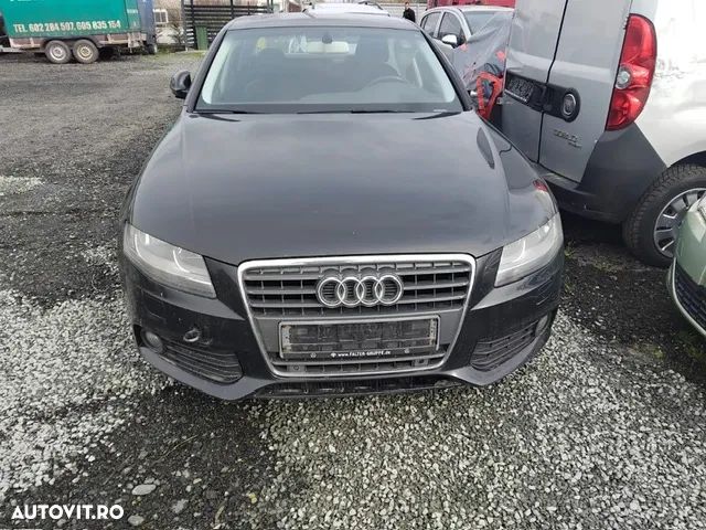 Dezmembrez Audi A4 B8 an 2010 Motor 2.0 TFSI CDNC Automat - 3