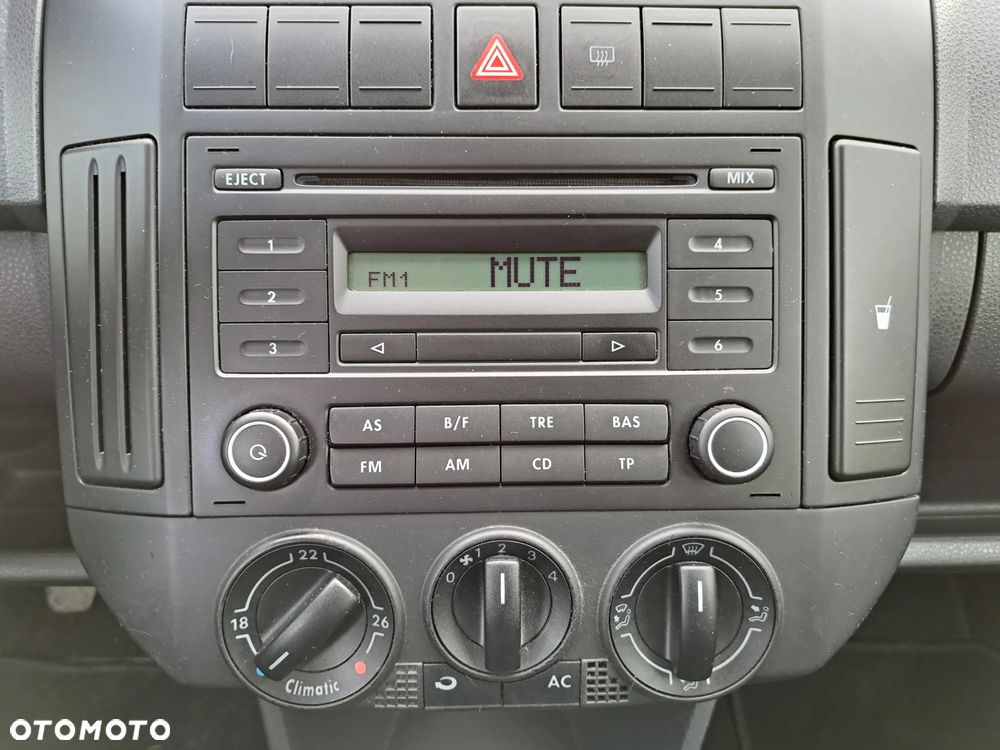 Volkswagen Polo - 23