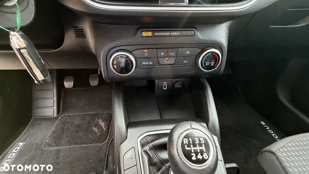 Ford Focus 1.5 TDCi Titanium - 18