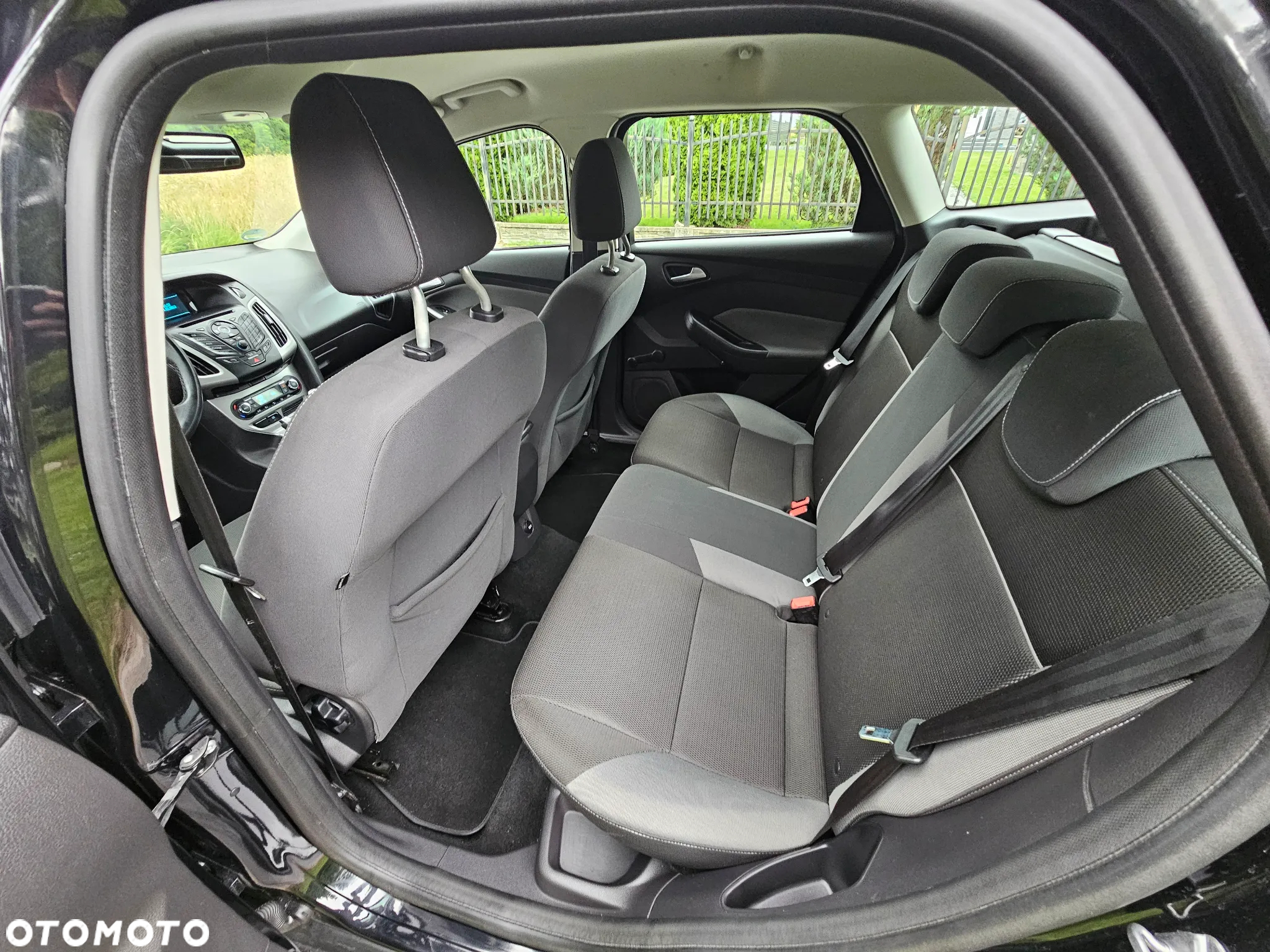 Ford Focus 1.6 Edition - 13