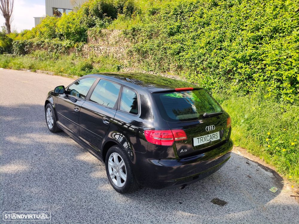 Audi A3 1.6 TDI Attraction - 6