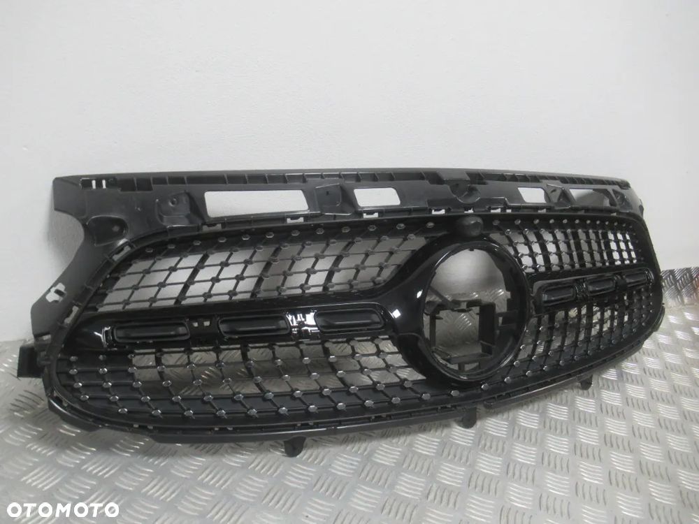 GRILL GRIL ATRAPA MERCEDES GLA II AMG W247 H247 2020- - 2