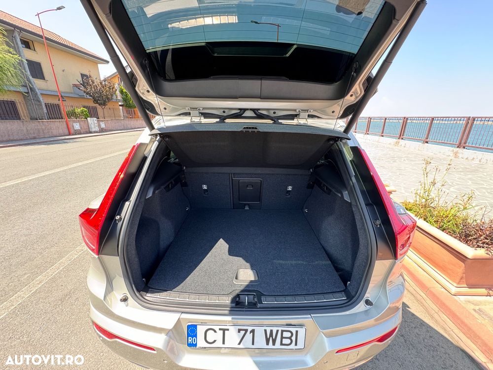 Volvo XC 40 T4 AWD Inscription - 11
