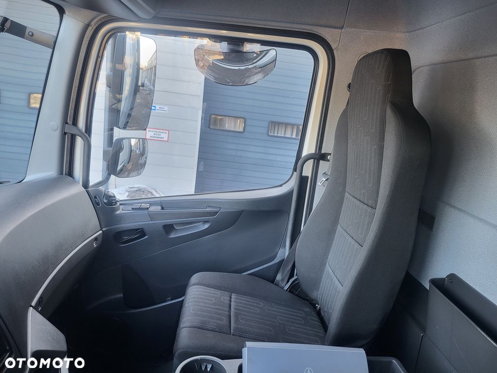 Mercedes-Benz Mercedes Atego 1624 | EURO 6 | Automat | Chłodnia Lamberet | Winda 1500 kg | TYLKO 296 tys. km | SERWIS ASO | SUPER STAN | ŚCIANA GRODZIOWA | - 22