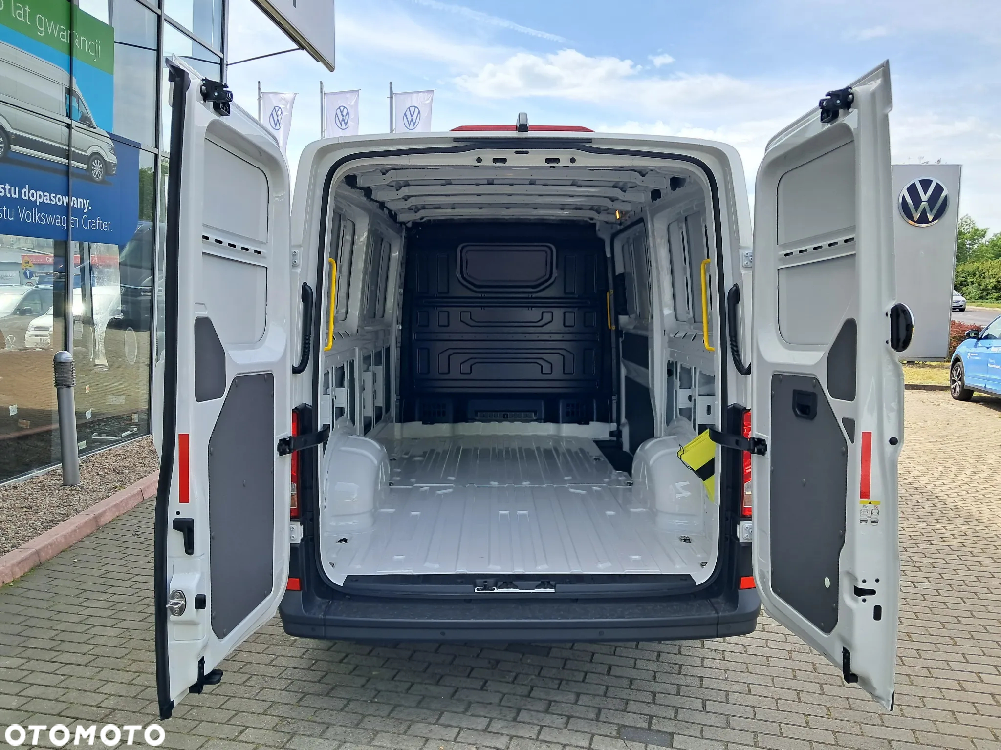 Volkswagen Crafter - 13