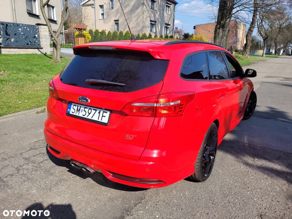 Ford Focus 2.0 EcoBoost ST - 5