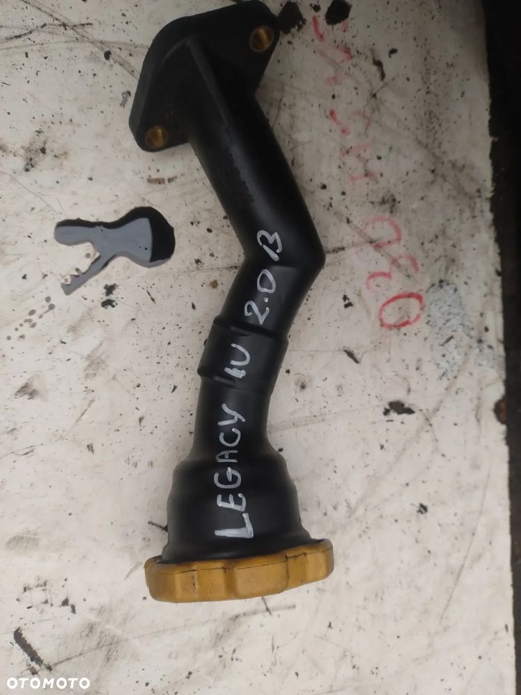 Subaru LEGACY IV 2,0b wlew oleju korek - 1