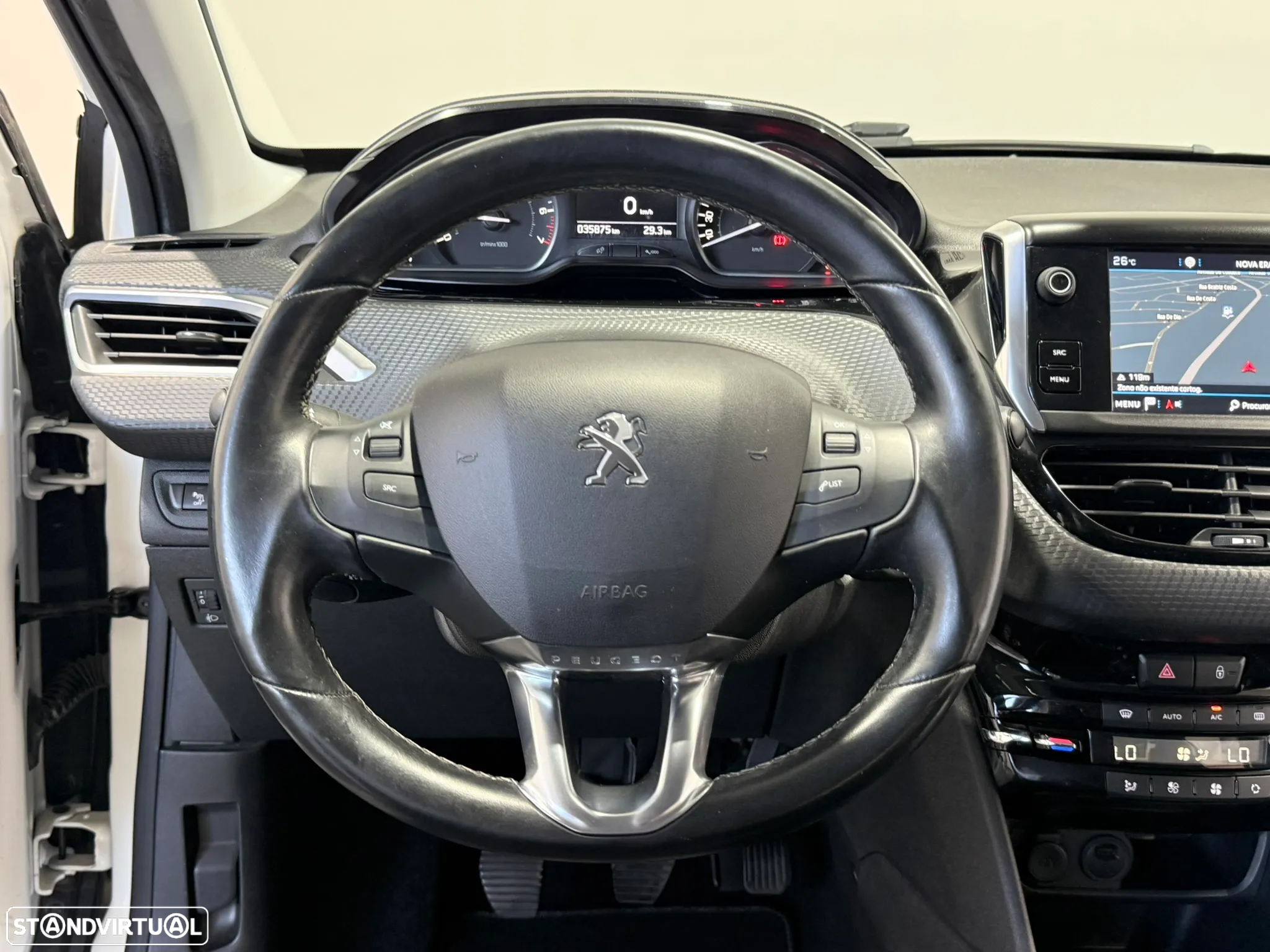 Peugeot 208 1.2 PureTech Allure - 24