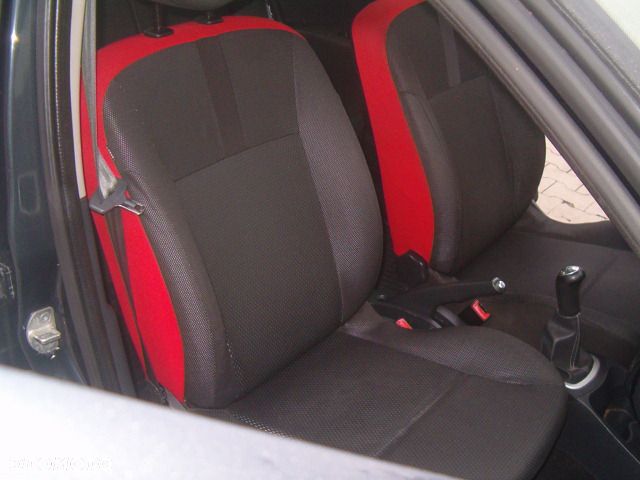 Renault Clio - 21