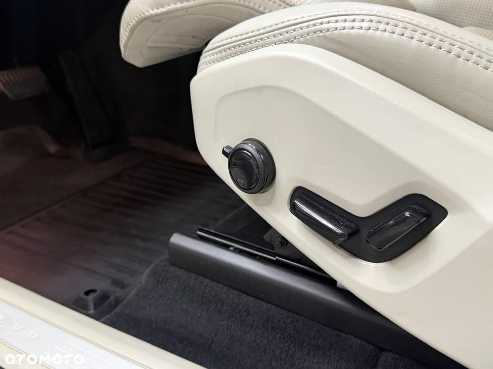Volvo XC 60 T5 Inscription - 27
