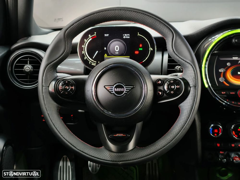 MINI 5 Portas Cooper D - 16