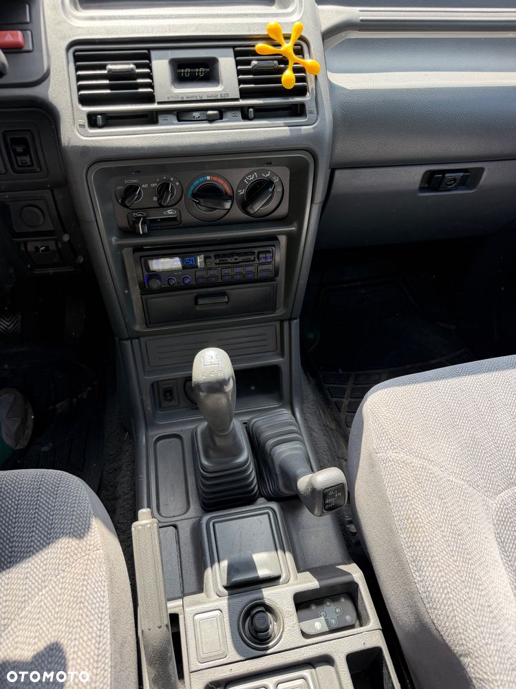 Mitsubishi Pajero 2.5 TD Classic - 18