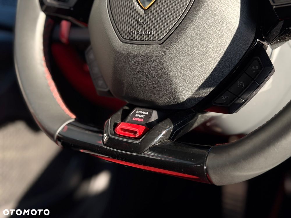 Lamborghini Huracan - 28